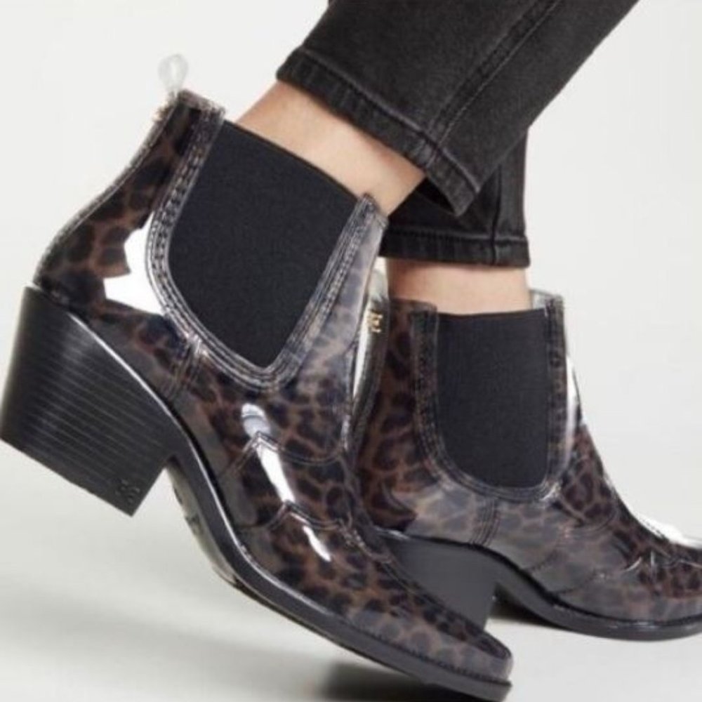 Sam Edelman Winona Rain Bootie Size 6 NWOT